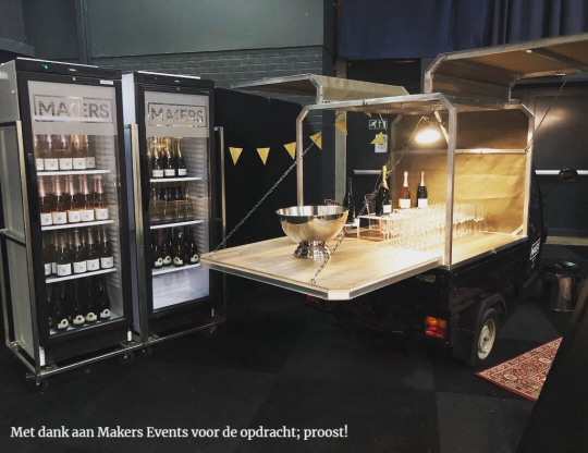 Foodtruck-champagnebar_2.JPG